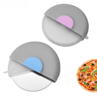 Big round pizza knife